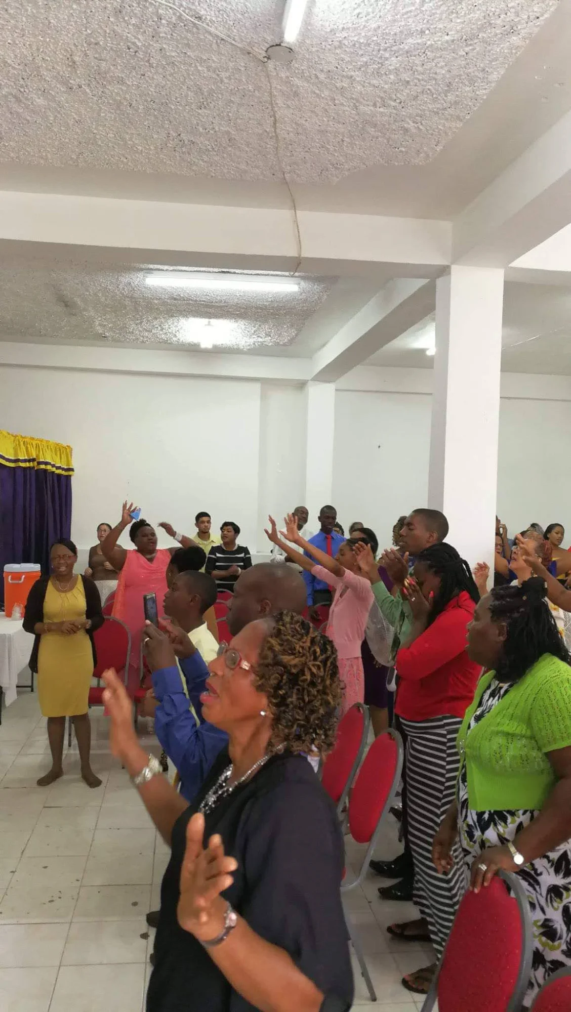 Worship - Congregation Praising